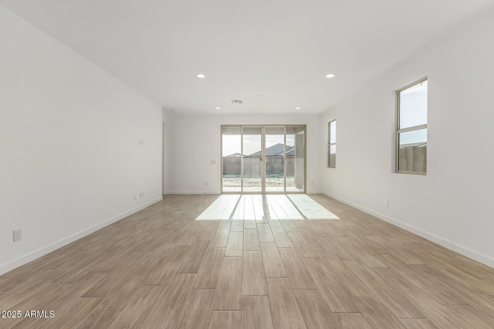 18621 E HELIAN Drive, Gold Canyon, AZ 85118 — photo 10 of 29
