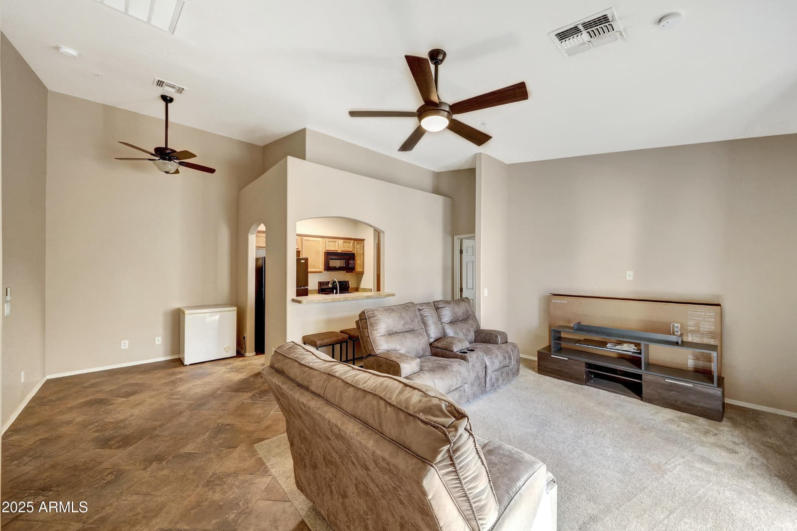 2950 W LOUISE Drive 206, Phoenix, AZ 85027 — photo 3 of 32