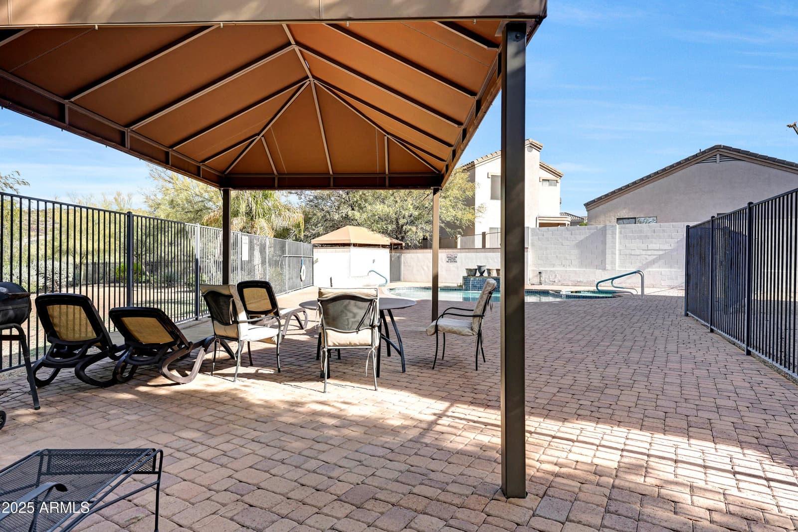2950 W LOUISE Drive 206, Phoenix, AZ 85027 — photo 29 of 32