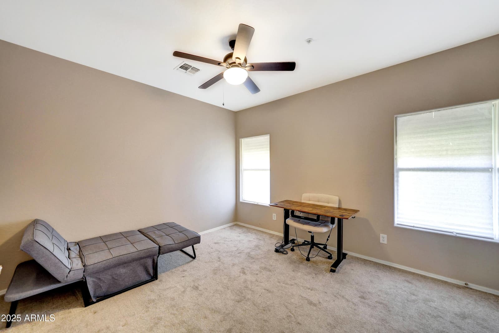 2950 W LOUISE Drive 206, Phoenix, AZ 85027 — photo 8 of 32