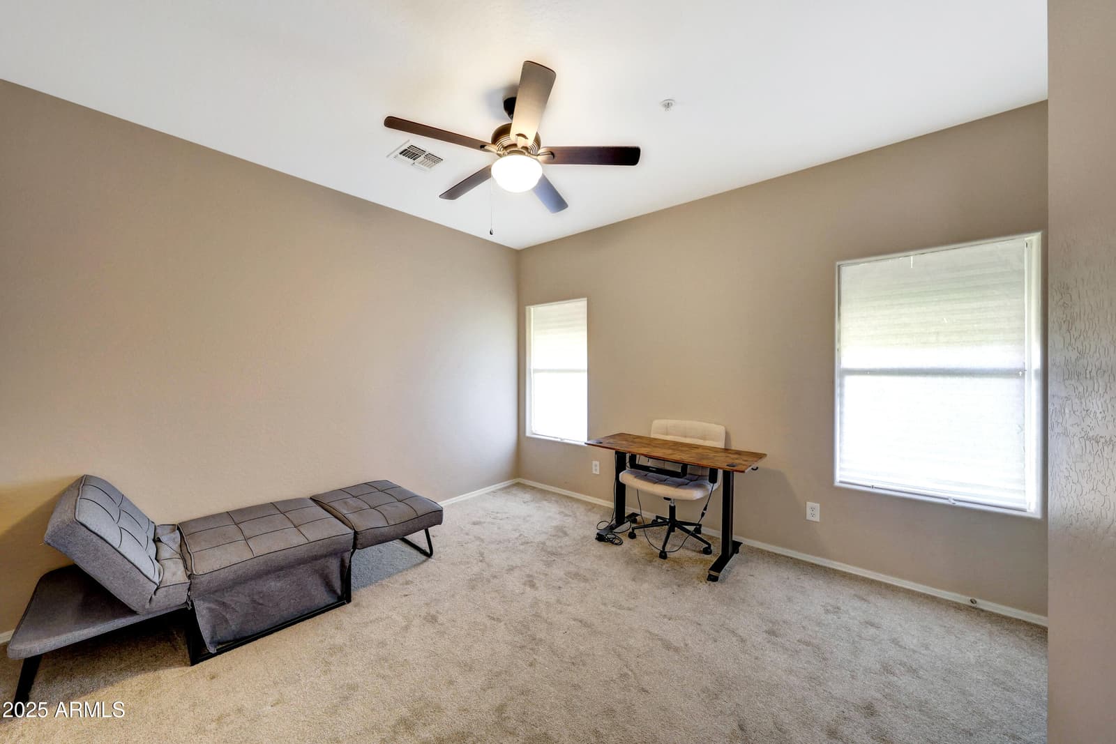 2950 W LOUISE Drive 206, Phoenix, AZ 85027 — photo 13 of 32