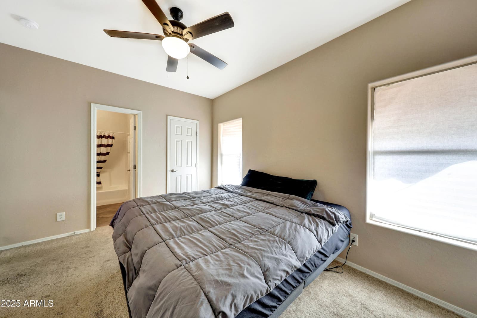 2950 W LOUISE Drive 206, Phoenix, AZ 85027 — photo 16 of 32