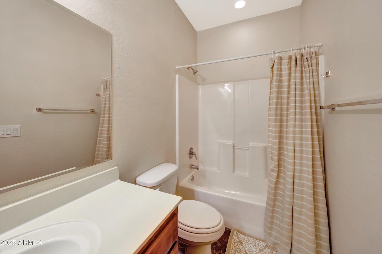 2950 W LOUISE Drive 206, Phoenix, AZ 85027 — photo 20 of 32