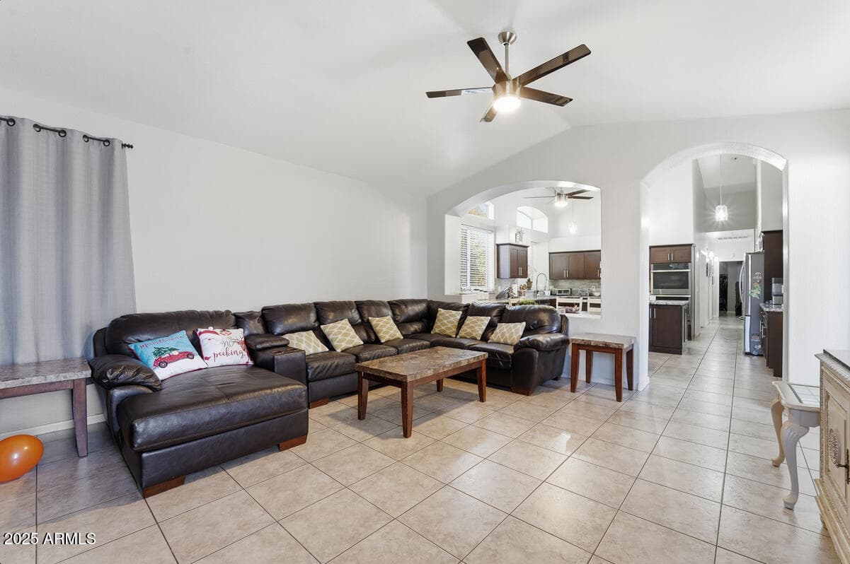 7150 W DREYFUS Drive, Peoria, AZ 85381 — photo 17 of 50