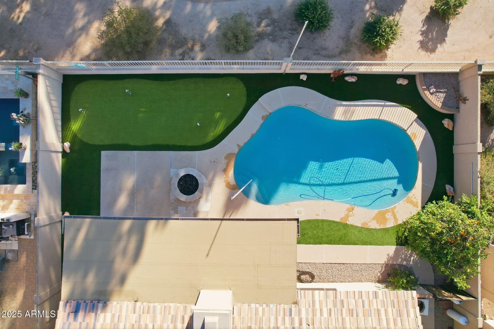 1533 N Sinova, Mesa, AZ 85205 — photo 9 of 50