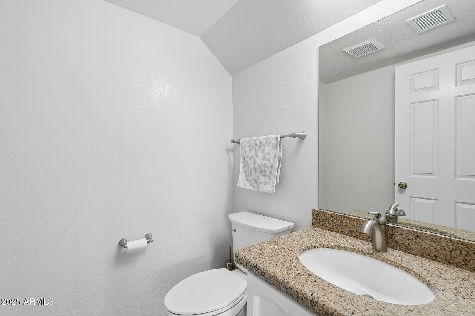 1533 N Sinova, Mesa, AZ 85205 — photo 36 of 50