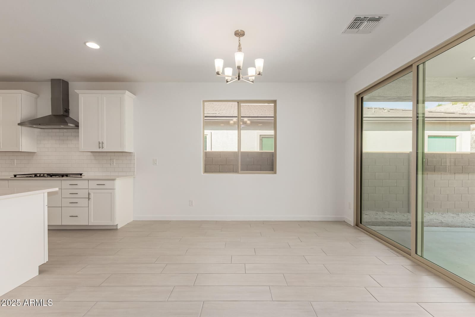16952 W DESERT Lane, Goodyear, AZ 85338 — photo 9 of 40