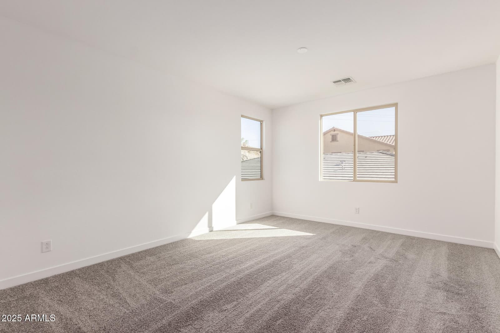 16952 W DESERT Lane, Goodyear, AZ 85338 — photo 11 of 40