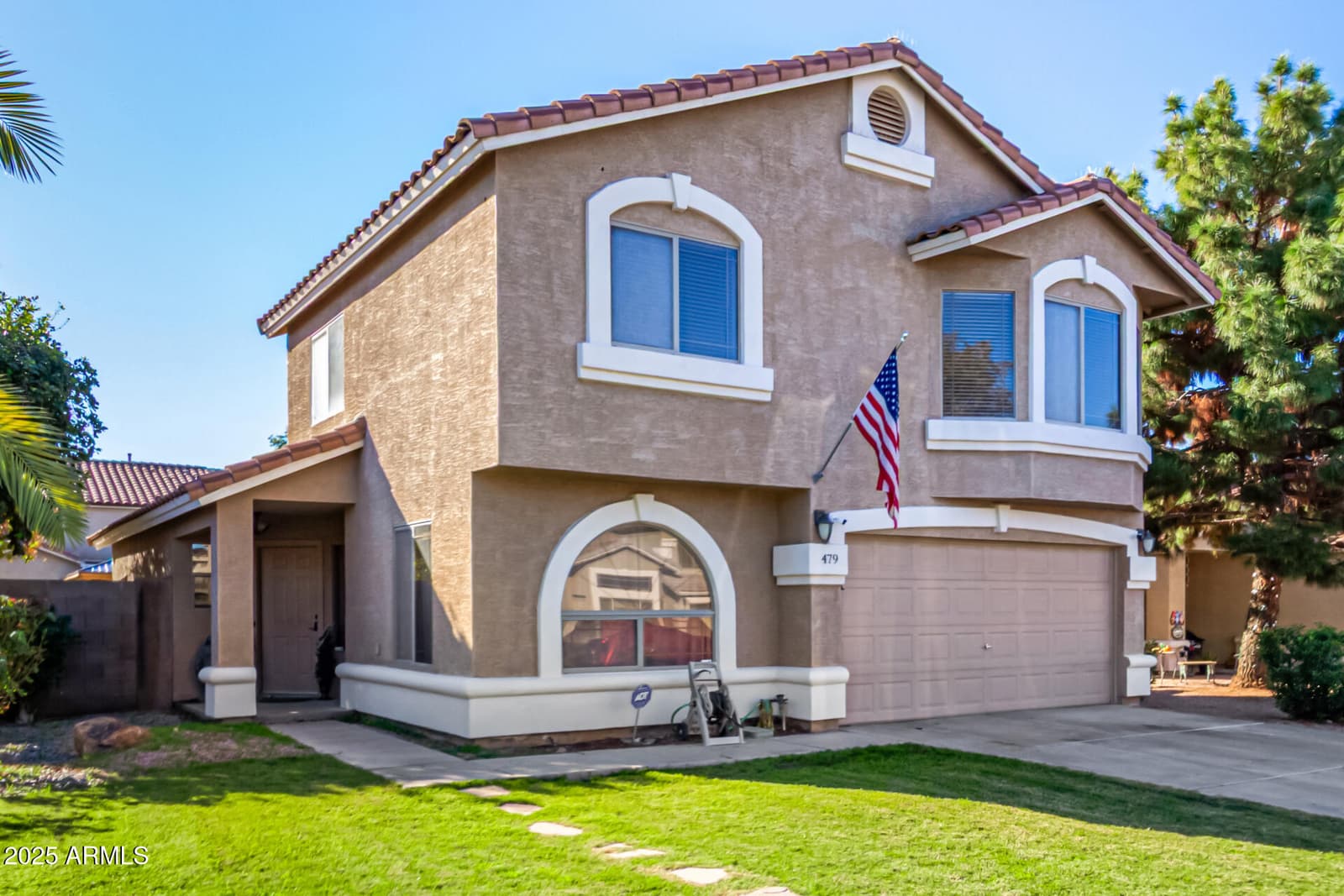 479 W DOUGLAS Avenue, Gilbert, AZ 85233 — photo 4 of 38