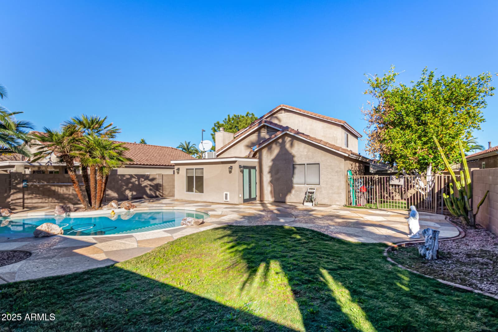 479 W DOUGLAS Avenue, Gilbert, AZ 85233 — photo 34 of 38