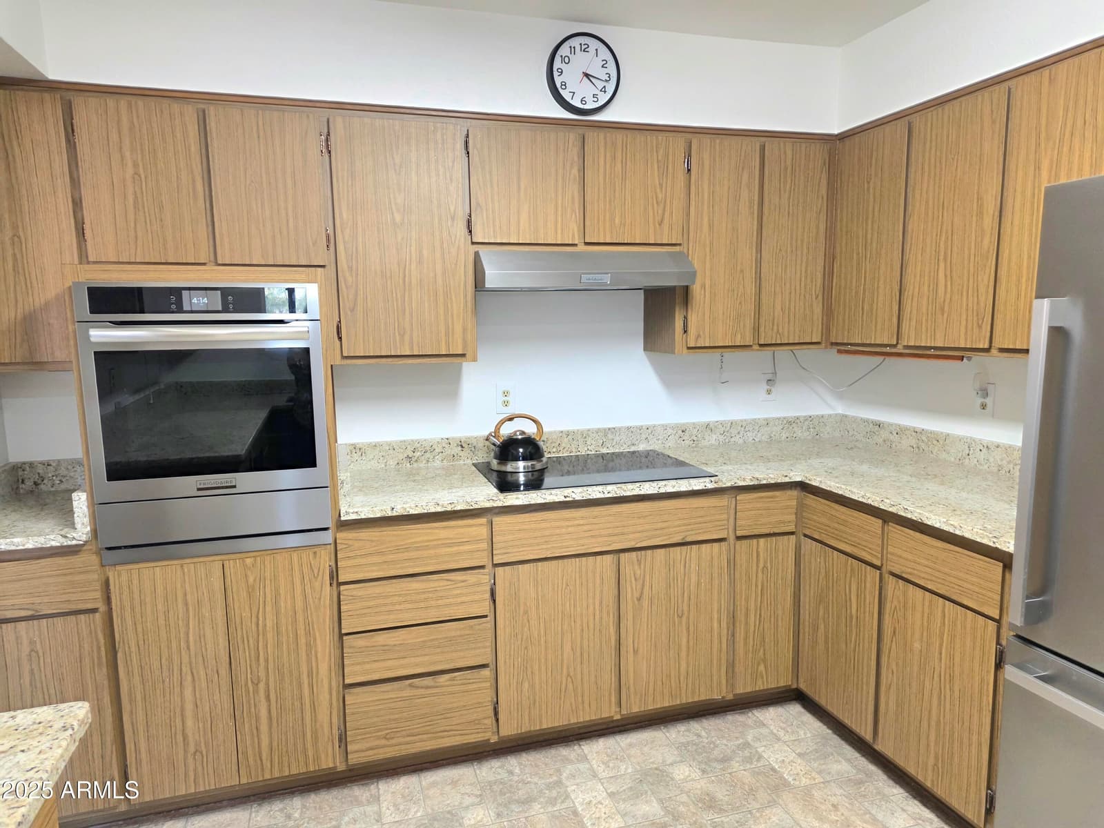 9346 W MADERO Drive, Arizona City, AZ 85123 — photo 12 of 43