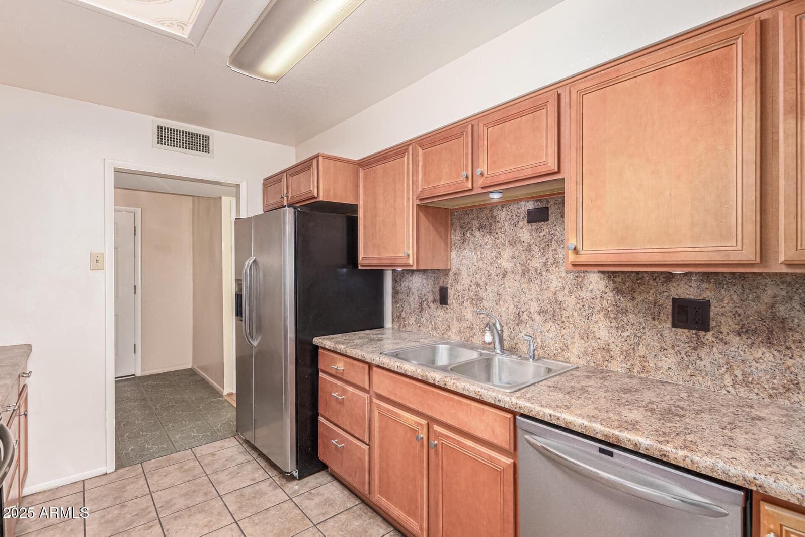 11811 N Desert Hills Drive W, Sun City, AZ 85351 — photo 12 of 45