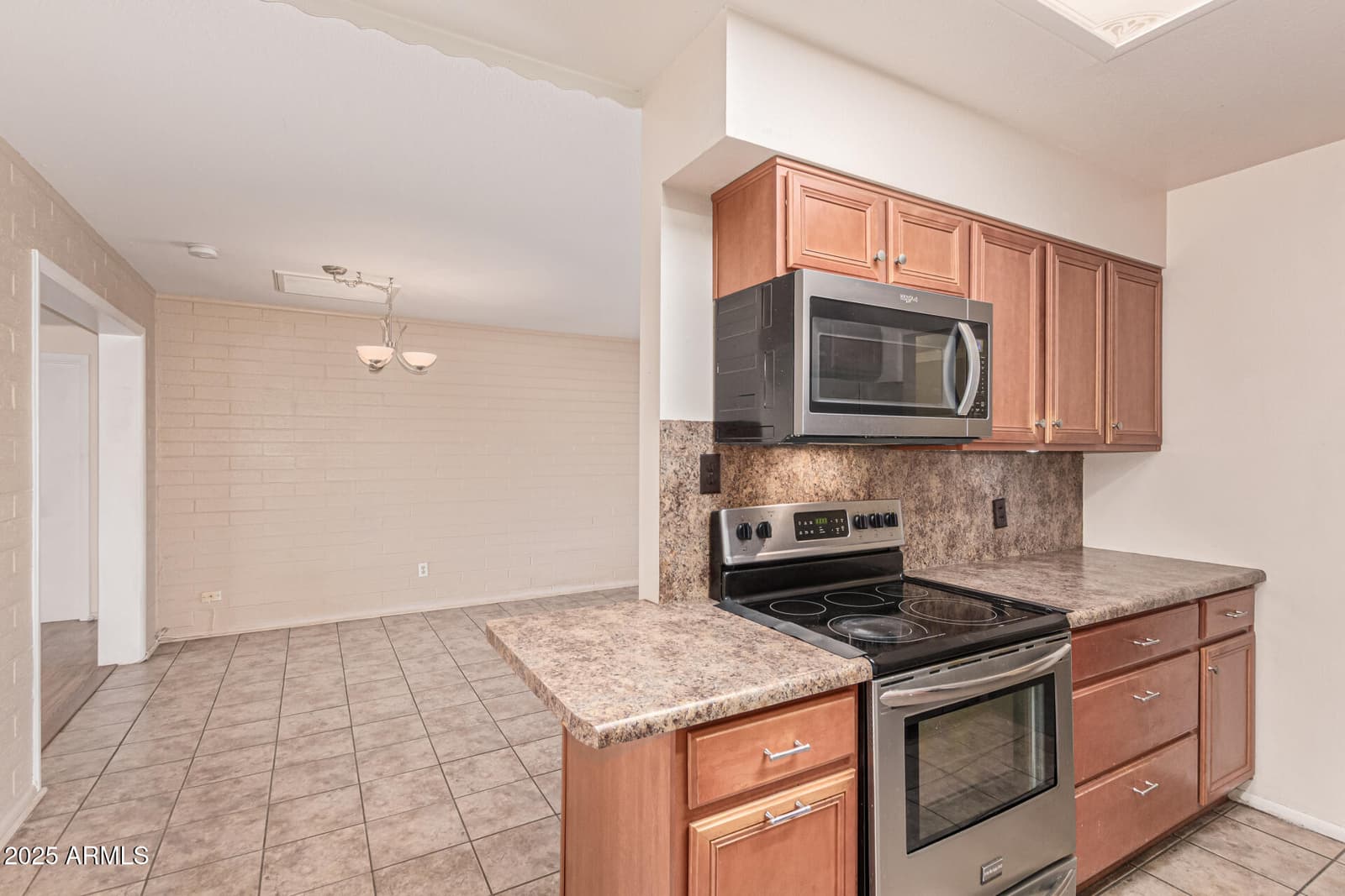 11811 N Desert Hills Drive W, Sun City, AZ 85351 — photo 14 of 45
