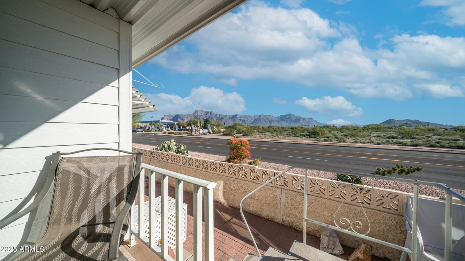 492 IRON ORE Drive, Apache Junction, AZ 85119 — photo 11 of 71