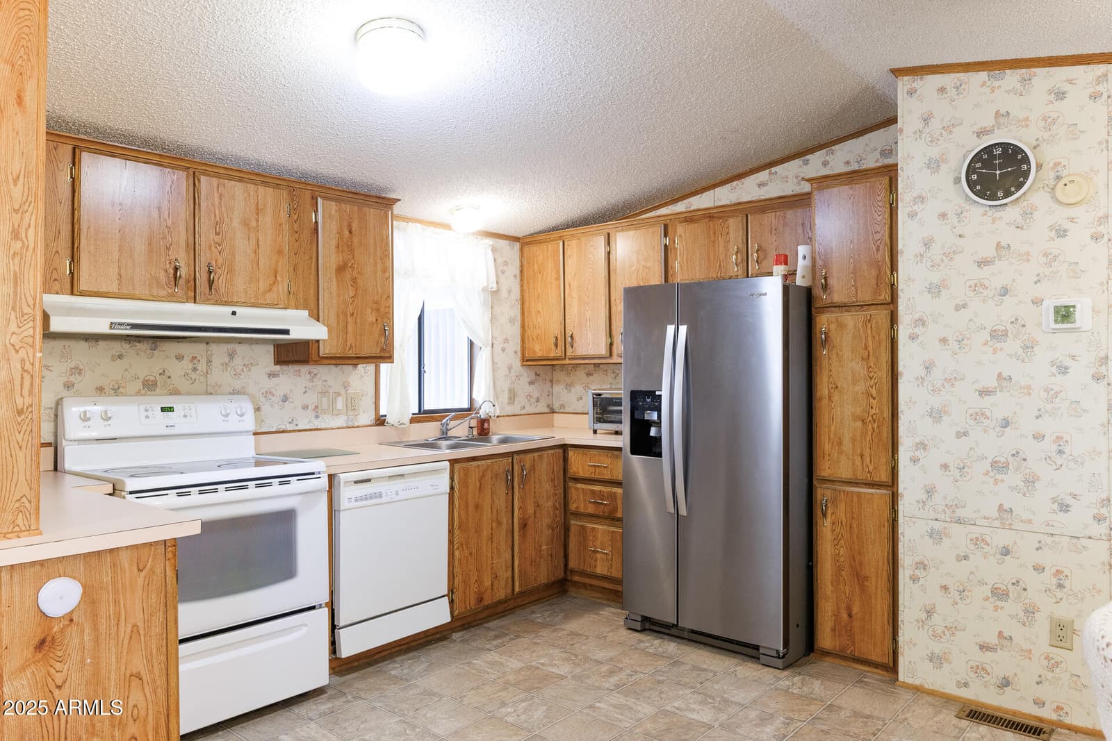 450 W Sunwest Drive 10, Casa Grande, AZ 85122 — photo 9 of 47