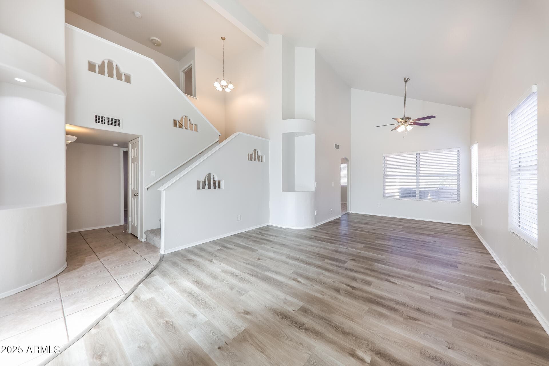 7742 W MCRAE Way, Glendale, AZ 85308 — photo 3 of 27