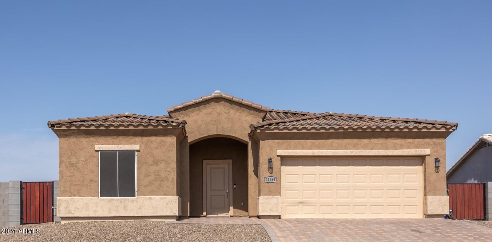 14594 S AVALON Road, Arizona City, AZ 85123 — photo 2 of 21