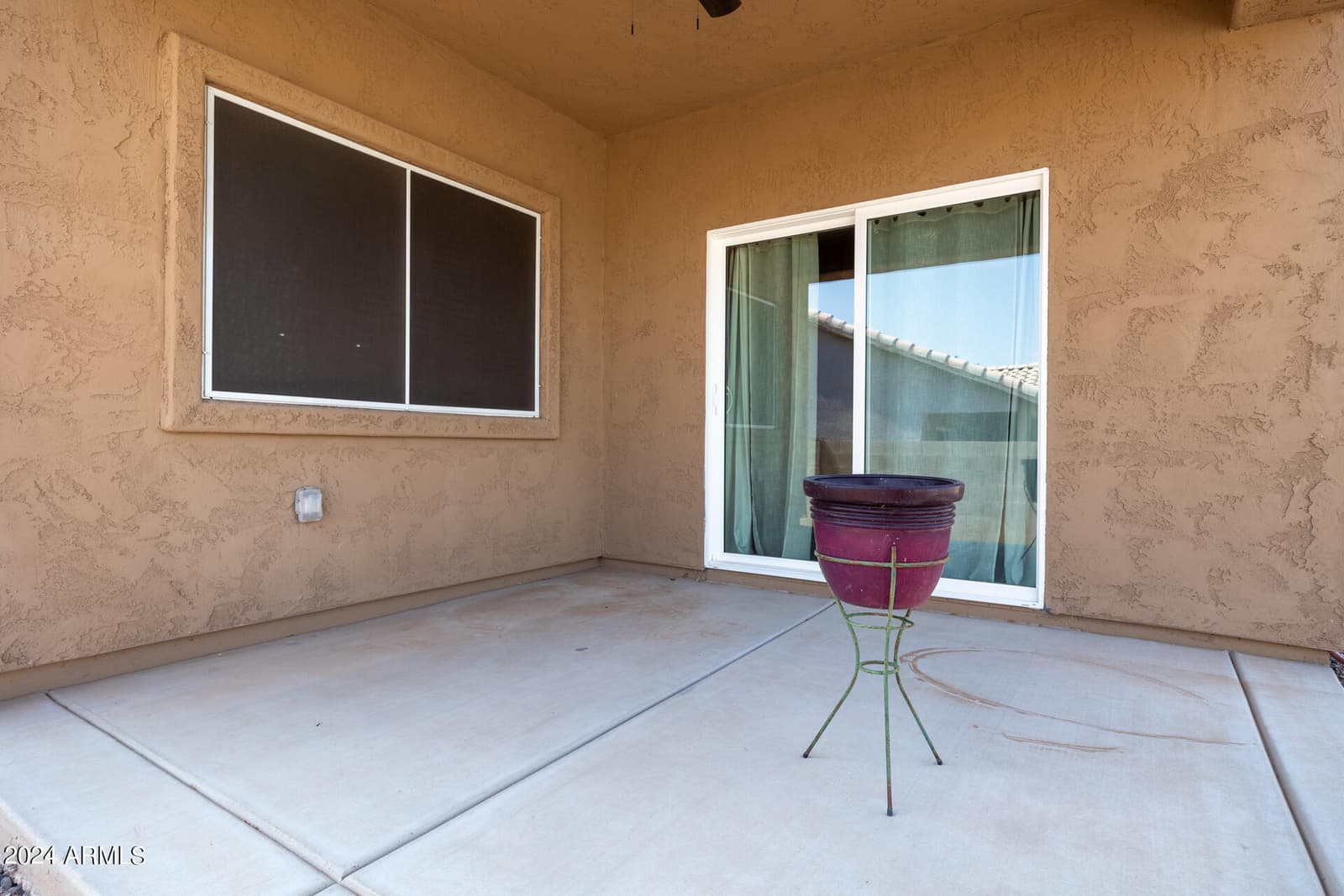14594 S AVALON Road, Arizona City, AZ 85123 — photo 5 of 21