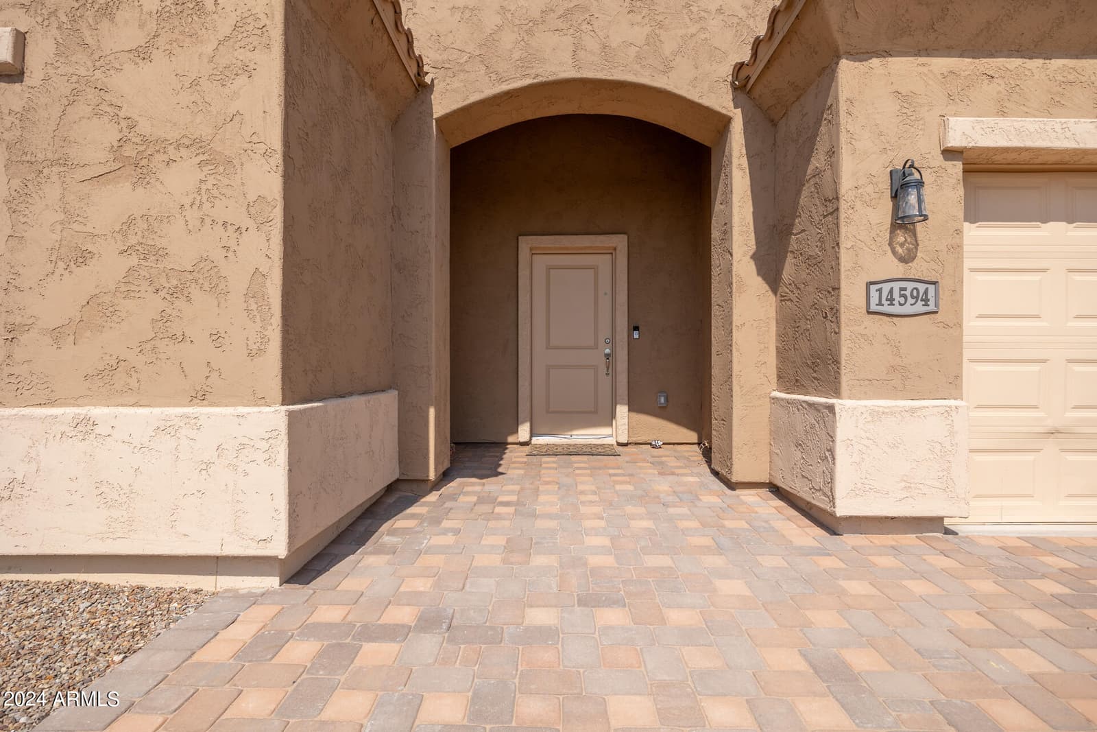 14594 S AVALON Road, Arizona City, AZ 85123 — photo 6 of 21