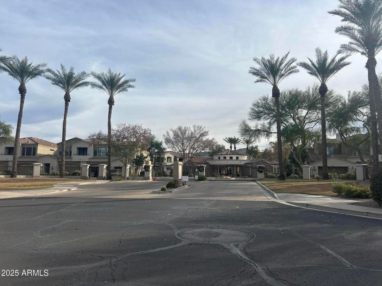 3131 E LEGACY Drive 1002, Phoenix, AZ 85042 — photo 35 of 40
