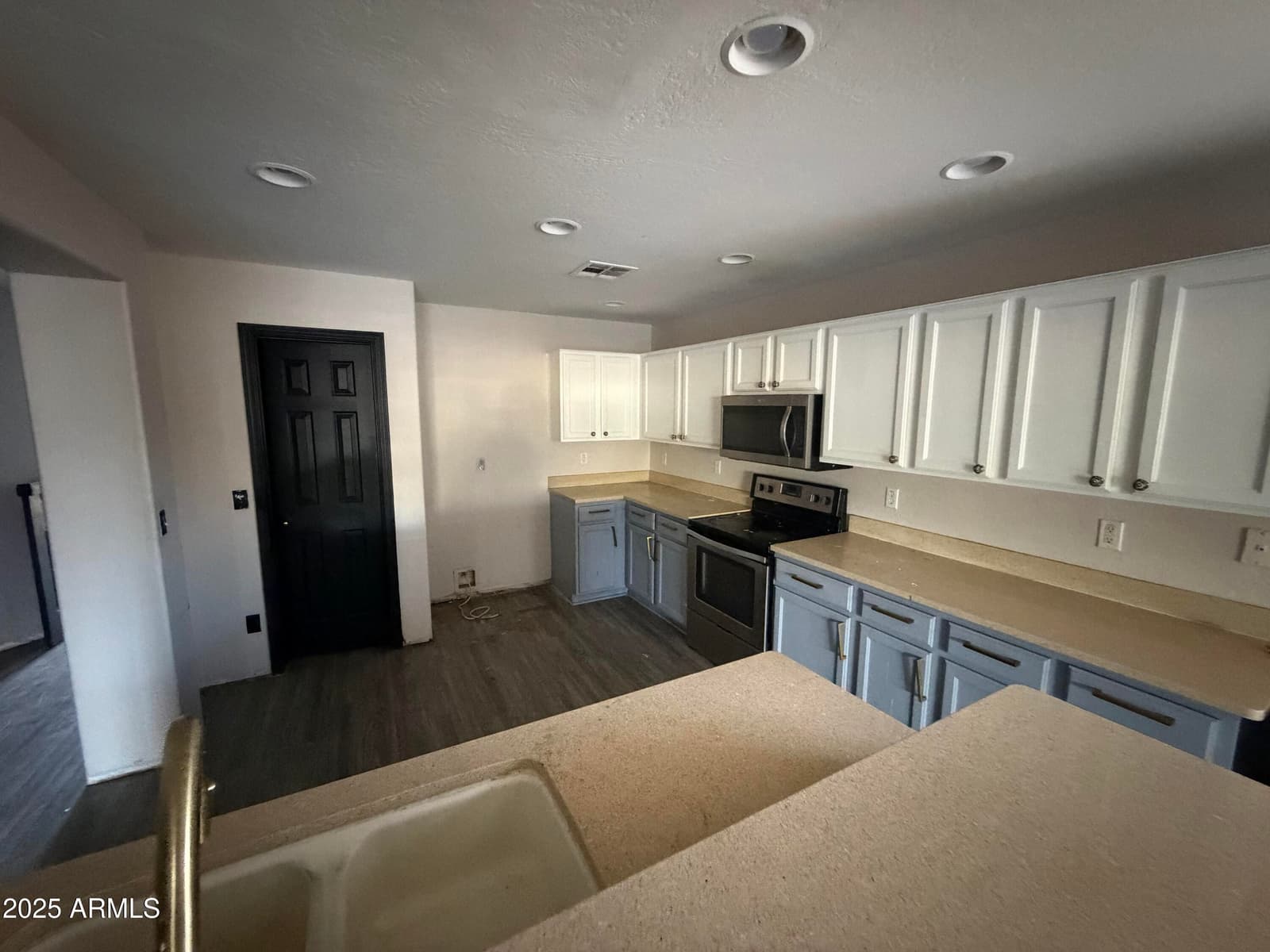 15410 N 170TH Lane, Surprise, AZ 85388 — photo 6 of 19