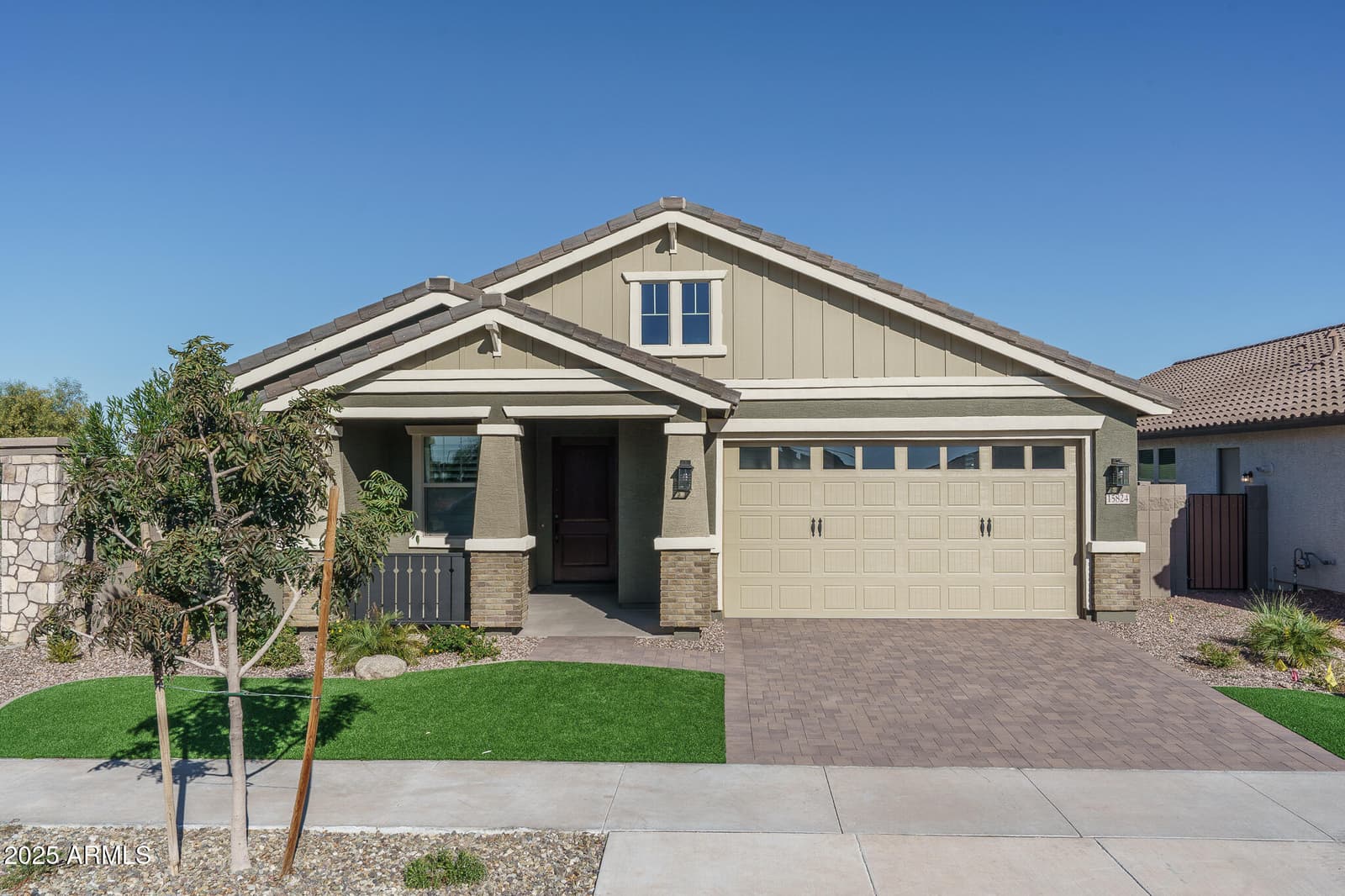 15824 W Soft Wind Drive, Surprise, AZ 85374
