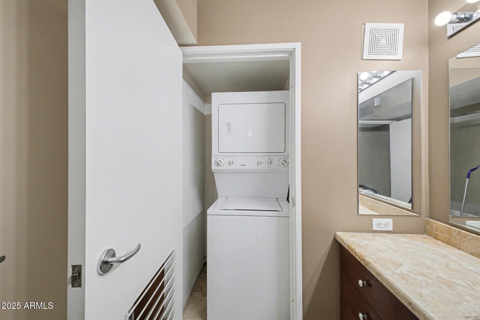 4808 N 24TH Street 824, Phoenix, AZ 85016 — photo 34 of 40