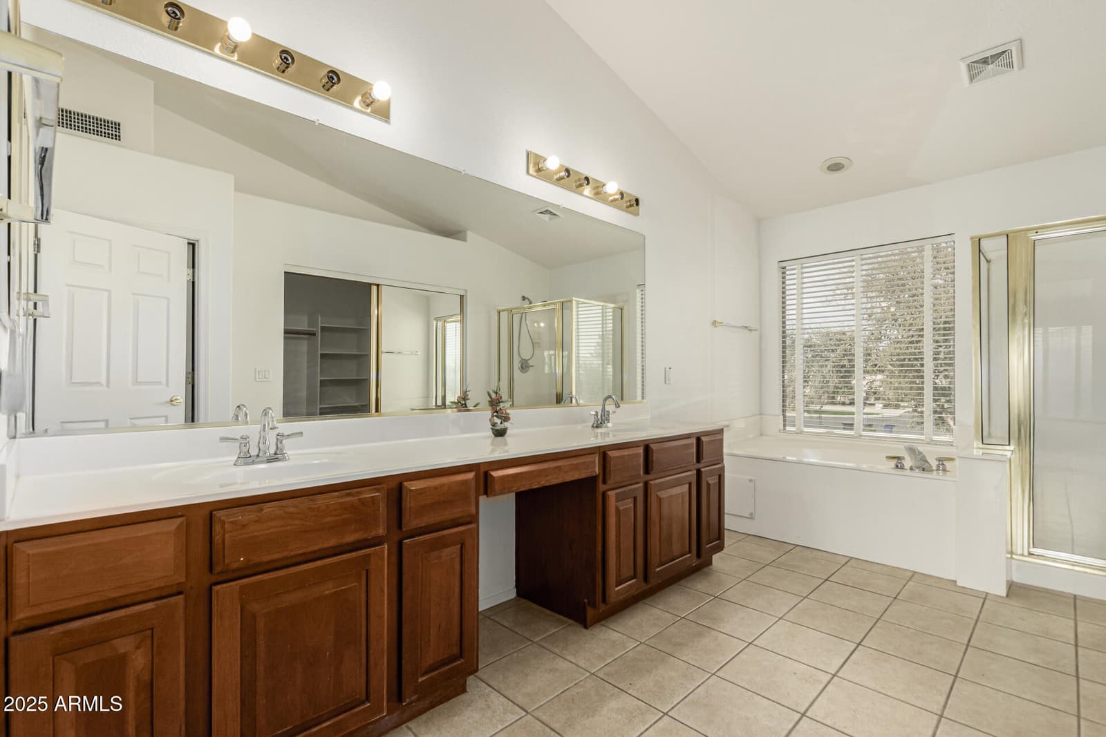 2978 E RANCH Court, Gilbert, AZ 85296 — photo 29 of 73