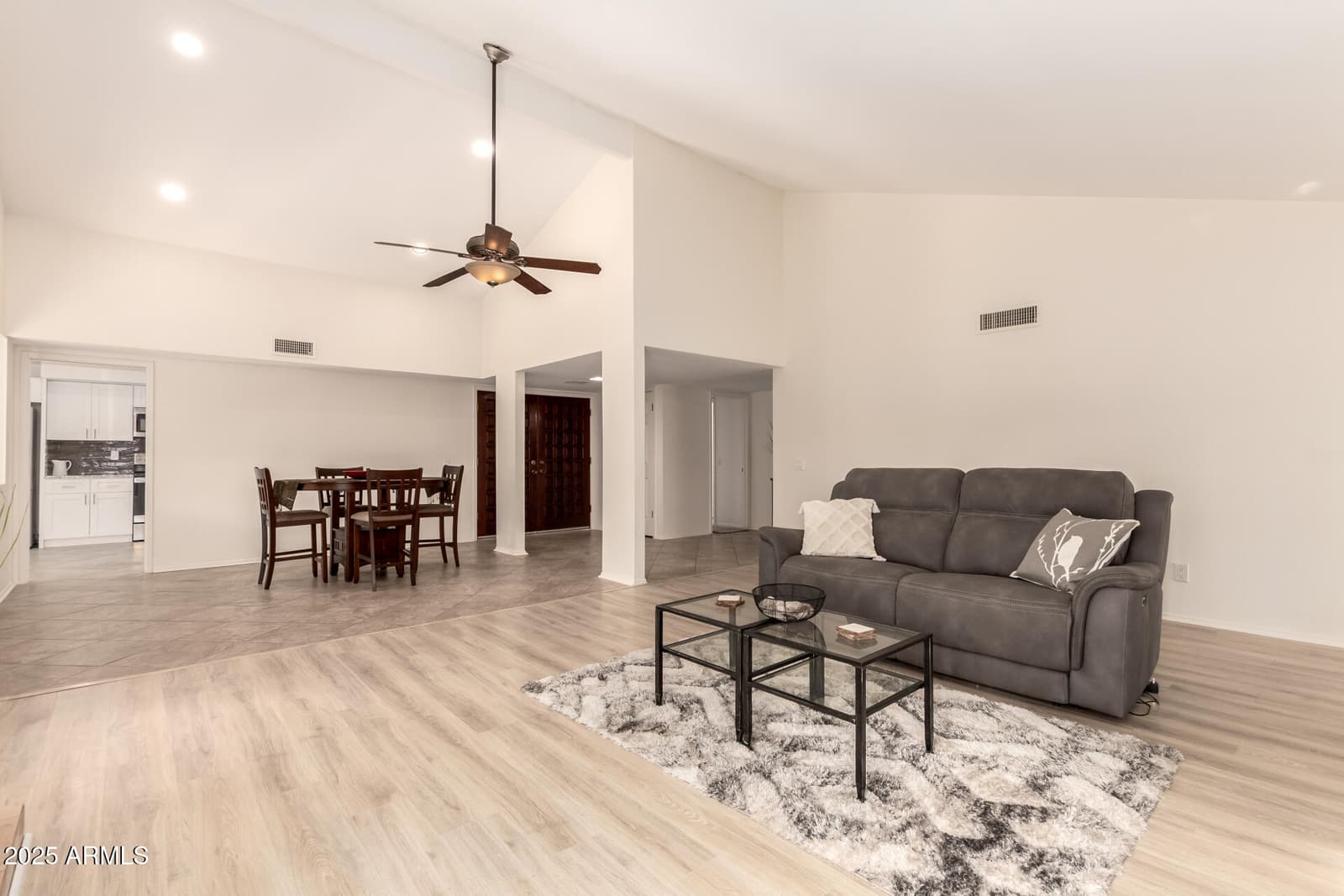 26001 S GREENCASTLE Drive, Sun Lakes, AZ 85248 — photo 4 of 40