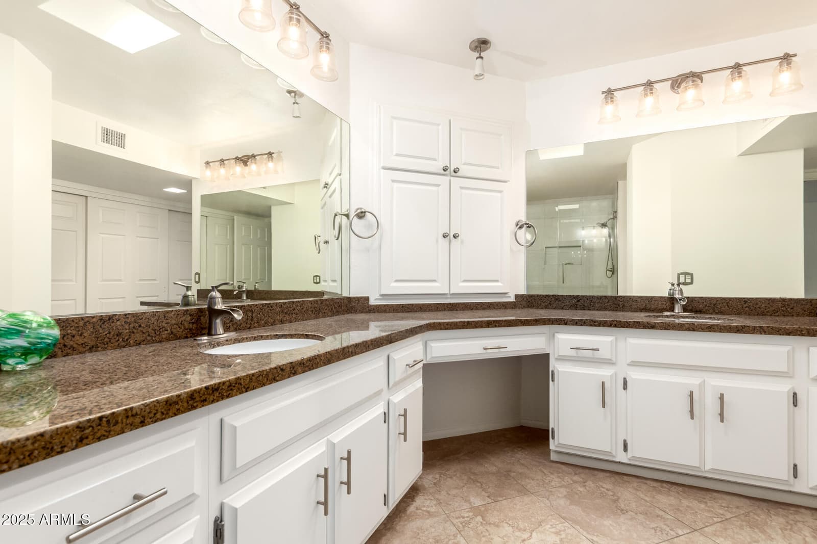26001 S GREENCASTLE Drive, Sun Lakes, AZ 85248 — photo 18 of 40