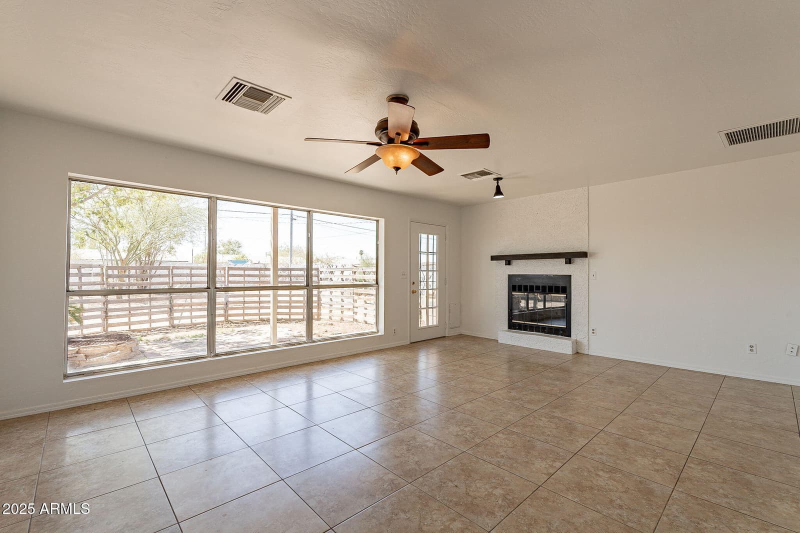 551 W HARDING Avenue, Coolidge, AZ 85128 — photo 8 of 51