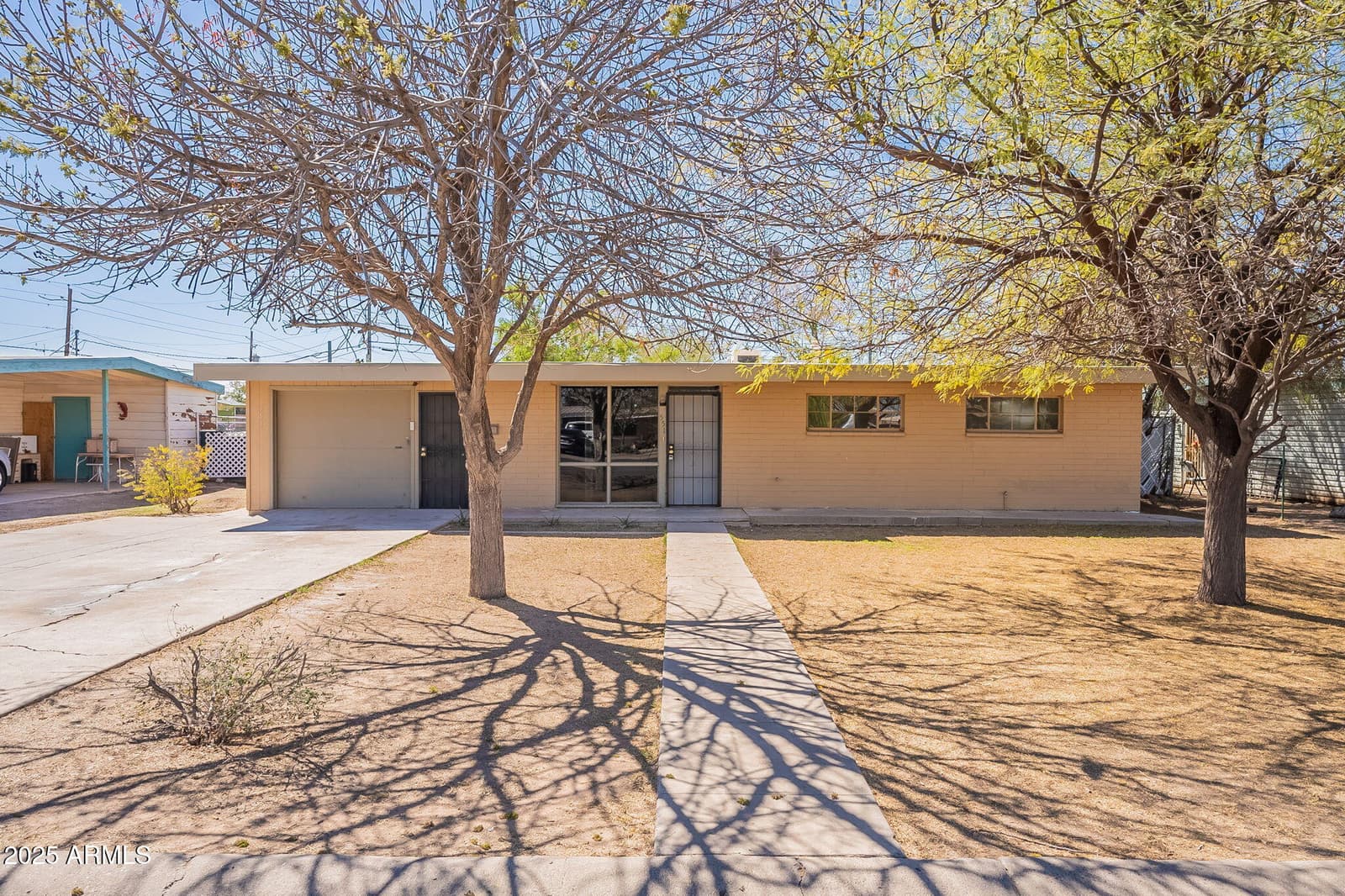 551 W HARDING Avenue, Coolidge, AZ 85128 — photo 11 of 51