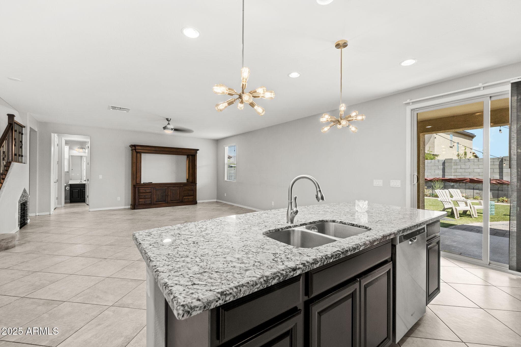 18740 W SAN JUAN Avenue, Litchfield Park, AZ 85340 — photo 26 of 43