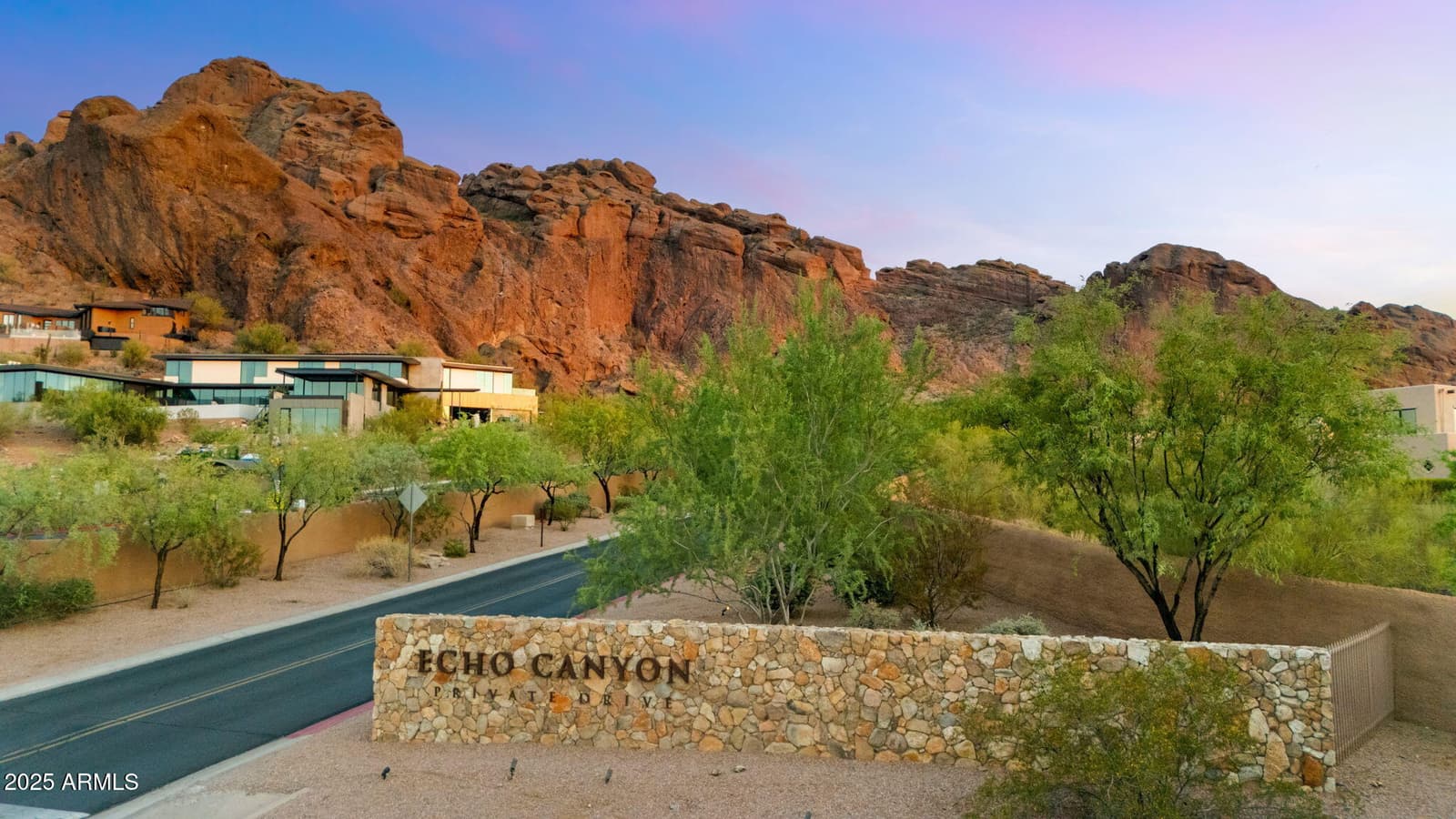 5761 N ECHO CANYON Circle, Phoenix, AZ 85018 — photo 98 of 100