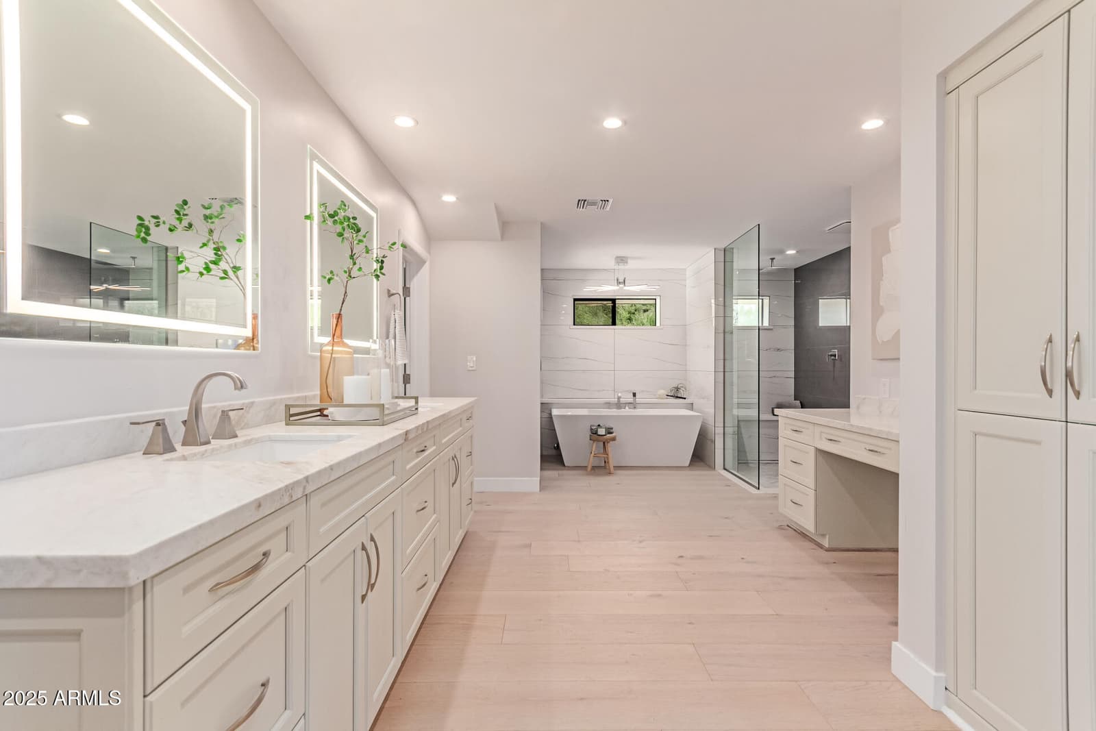3301 E ROVEY Avenue, Paradise Valley, AZ 85253 — photo 40 of 105