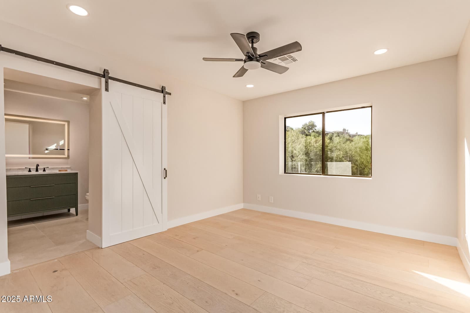 3301 E ROVEY Avenue, Paradise Valley, AZ 85253 — photo 54 of 105