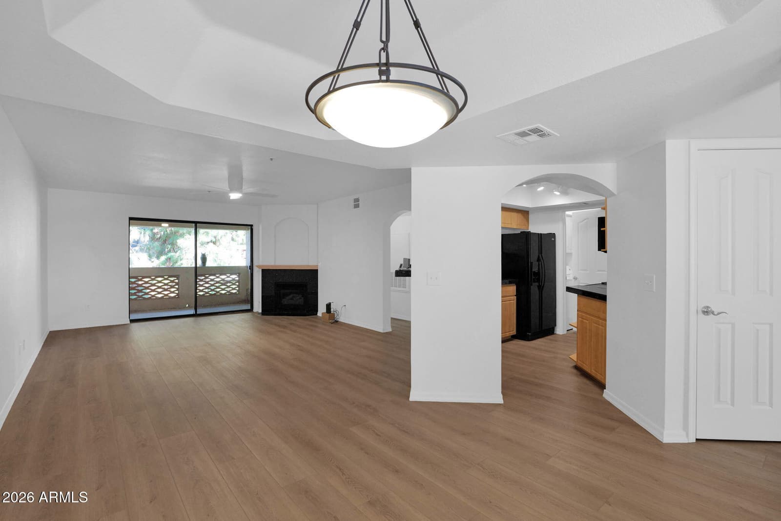 5104 N 32ND Street 431, Phoenix, AZ 85018 — photo 5 of 35
