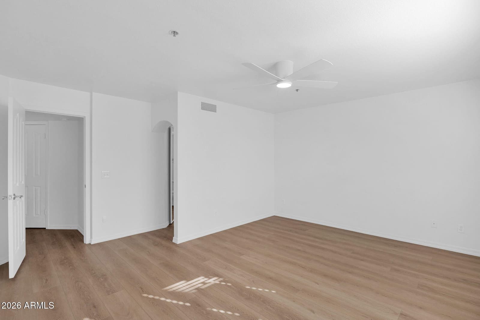 5104 N 32ND Street 431, Phoenix, AZ 85018 — photo 15 of 35