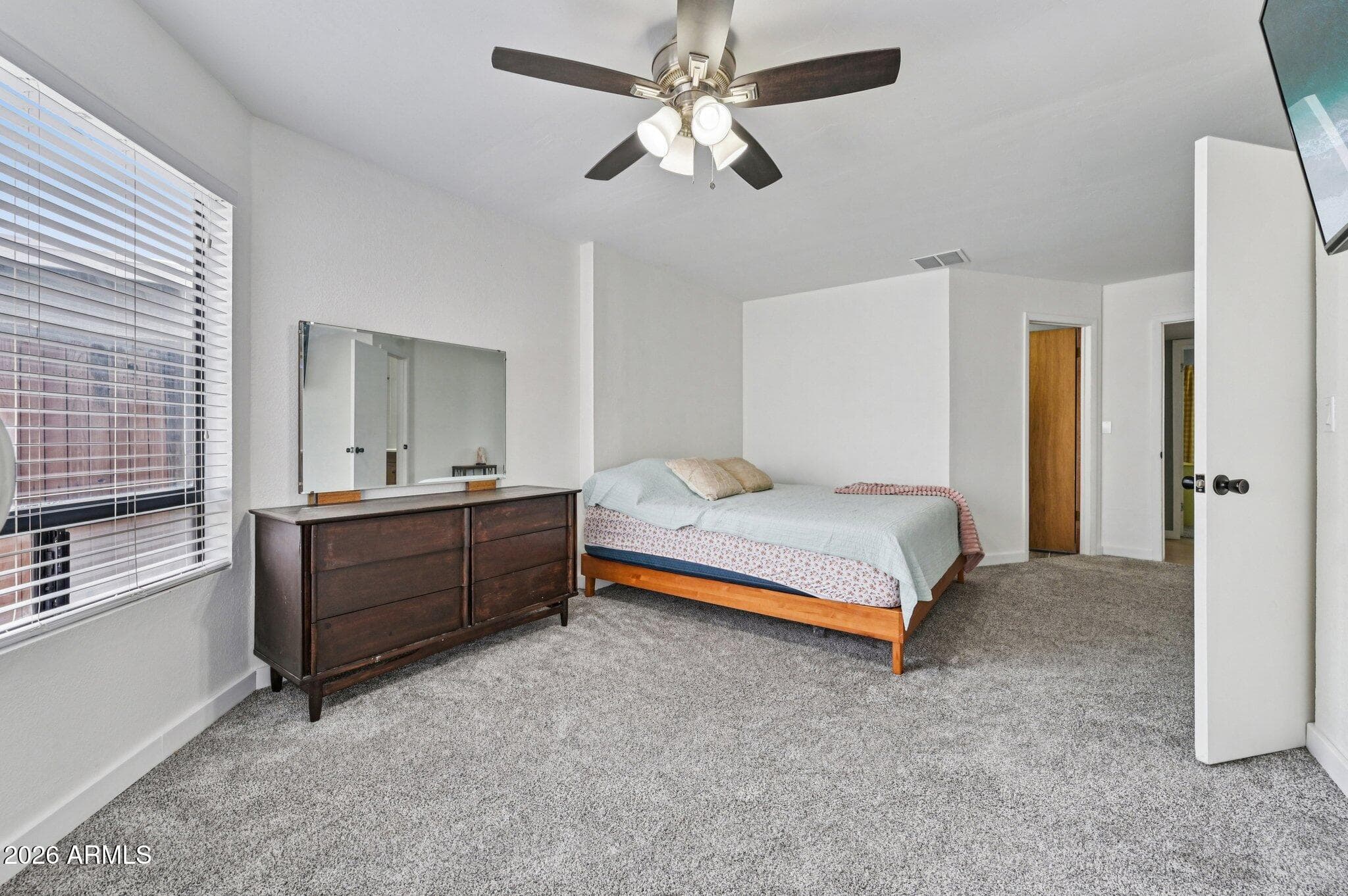 3338 W CORRINE Drive, Phoenix, AZ 85029 — photo 18 of 36