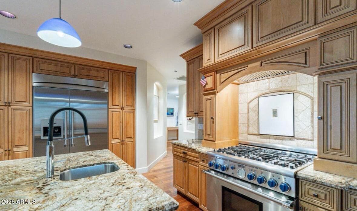 5130 N 32ND Place, Phoenix, AZ 85018 — photo 11 of 36