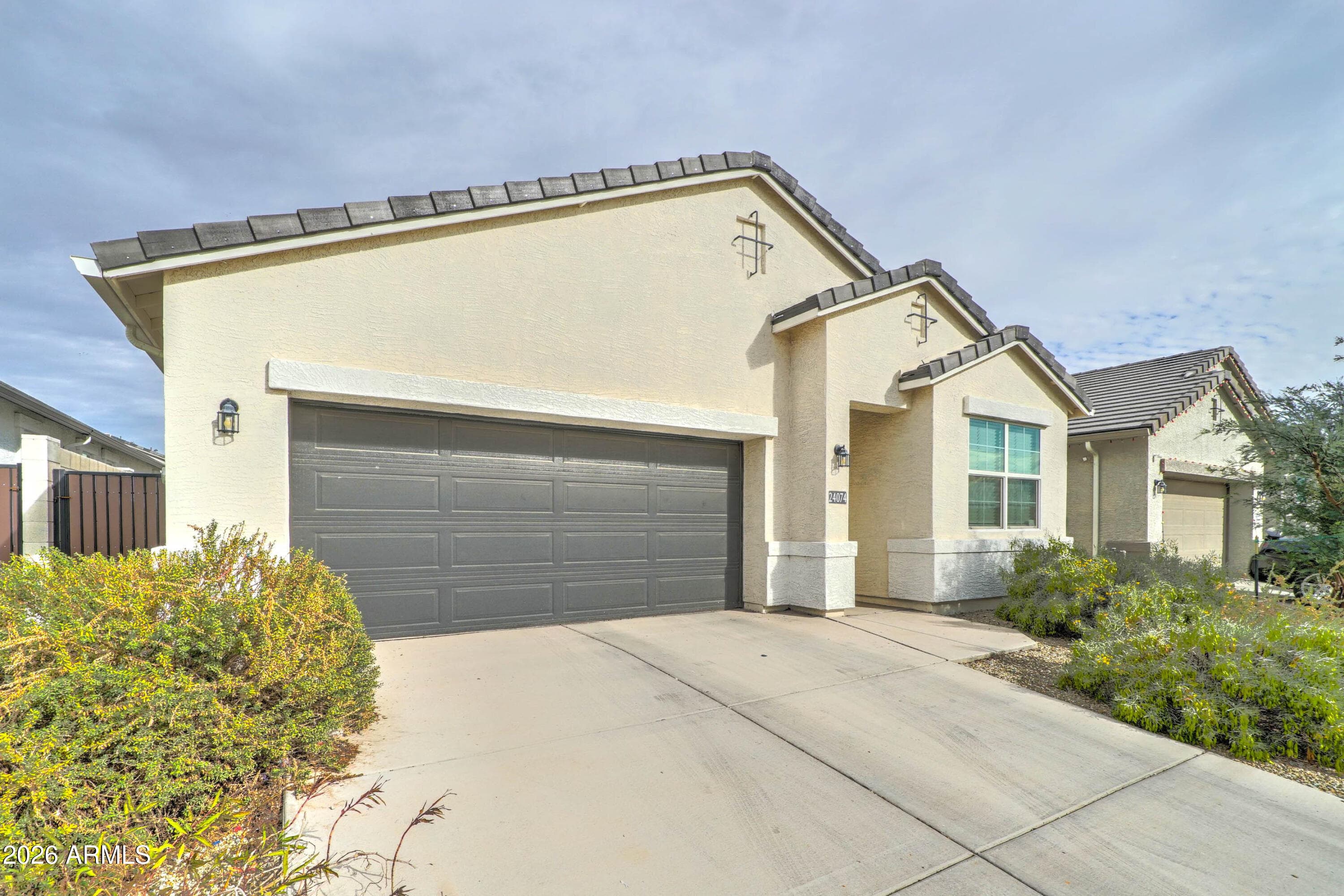 24074 W ZAK Road, Buckeye, AZ 85326 — photo 2 of 17