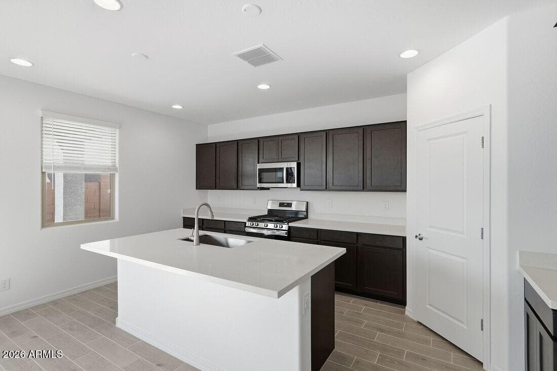 25204 N 165TH Lane, Surprise, AZ 85387 — photo 10 of 47
