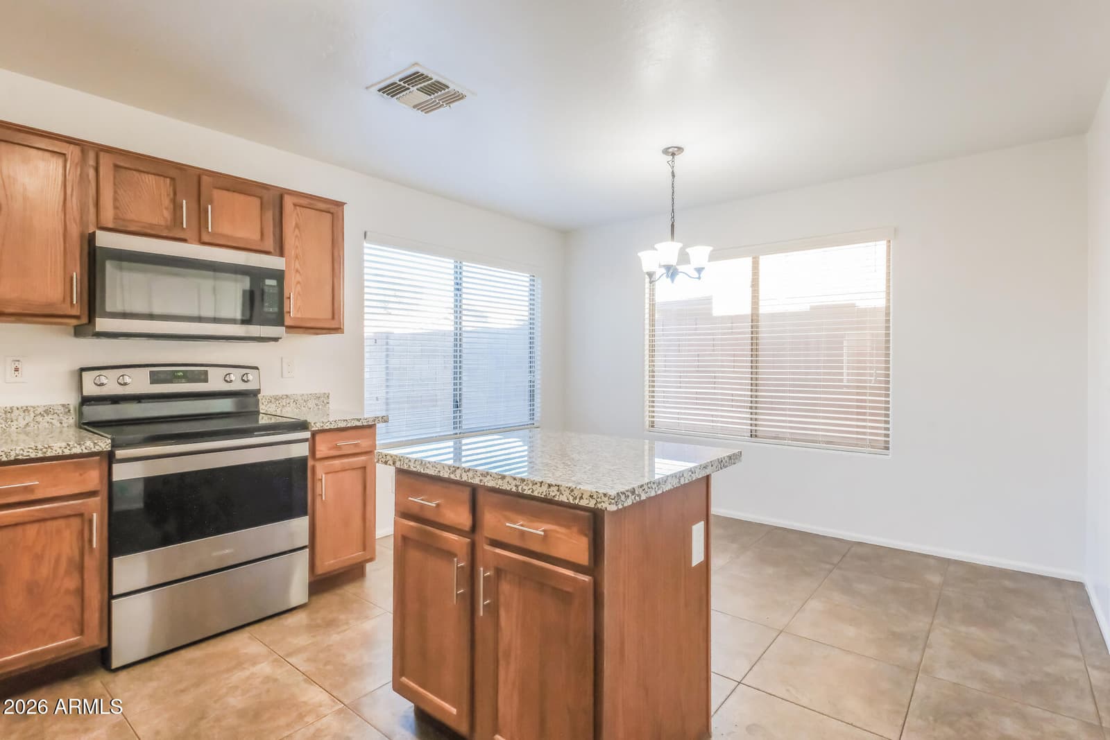 1308 W JERSEY Way, San Tan Valley, AZ 85143 — photo 4 of 22