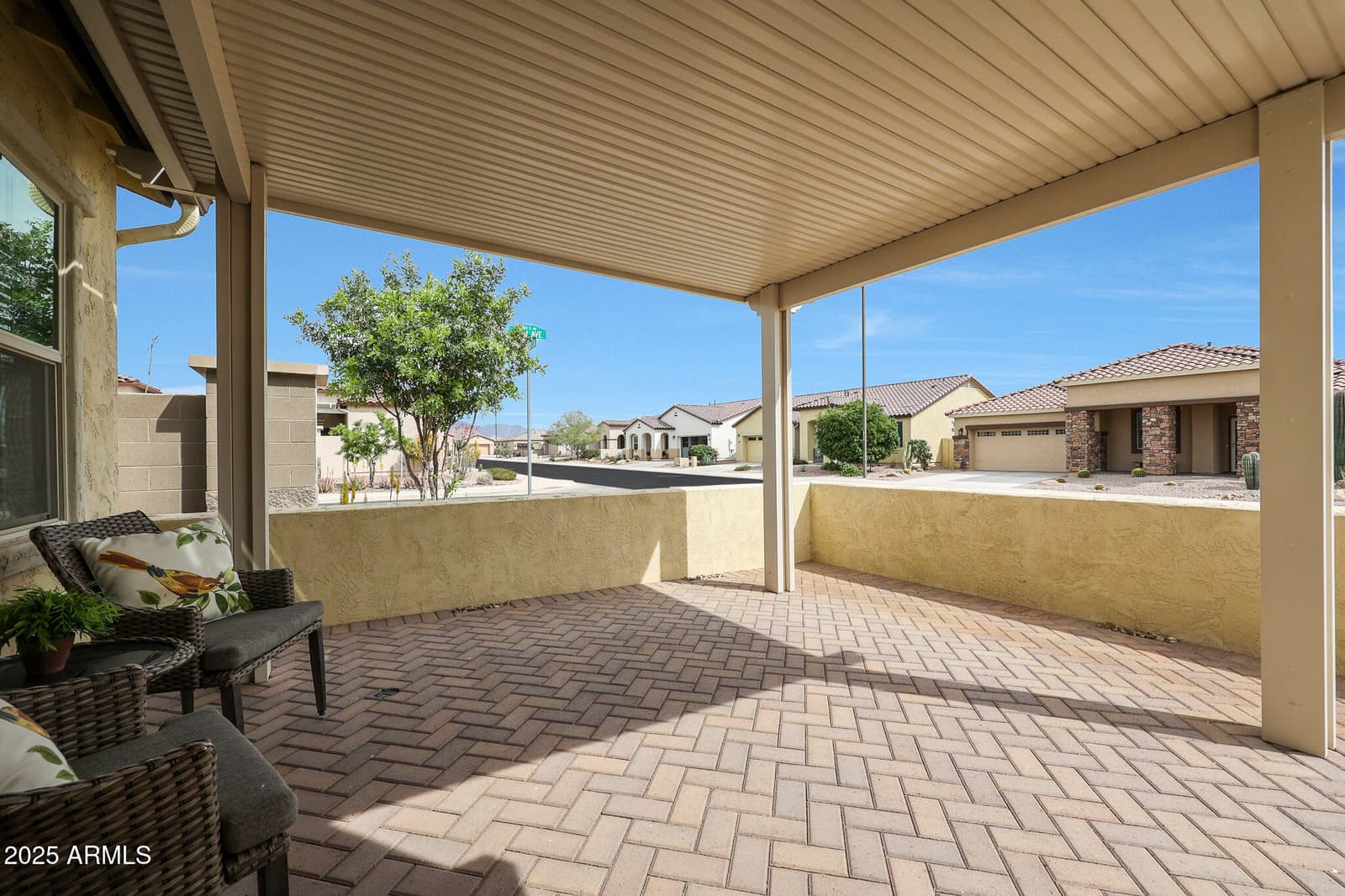 18106 W REDWOOD Lane, Goodyear, AZ 85338 — photo 4 of 52