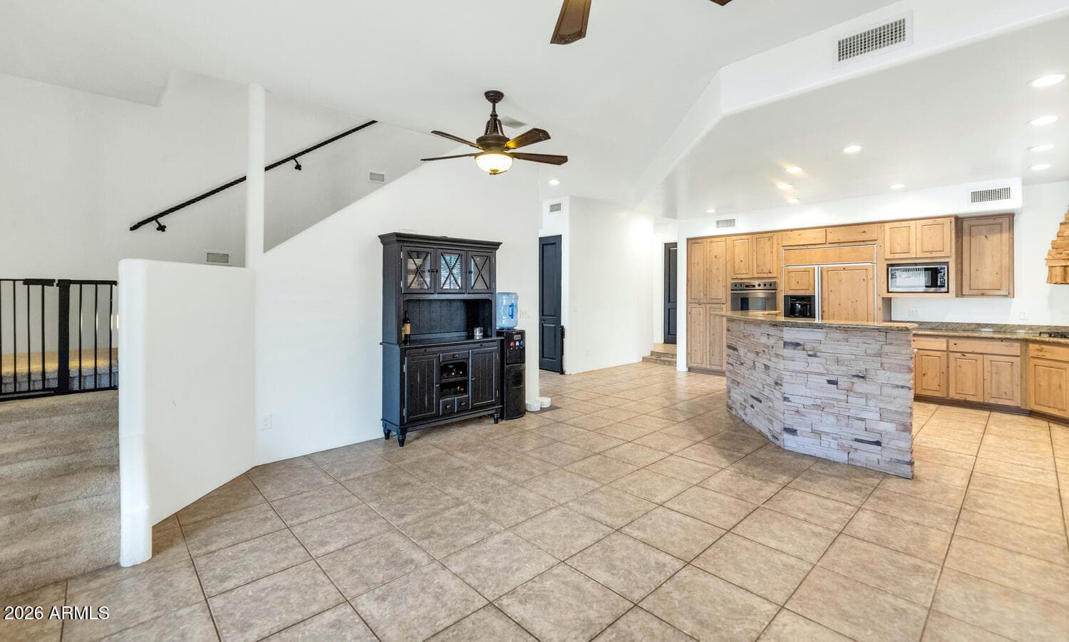 1404 E MICHELLE Drive, Phoenix, AZ 85022 — photo 15 of 49