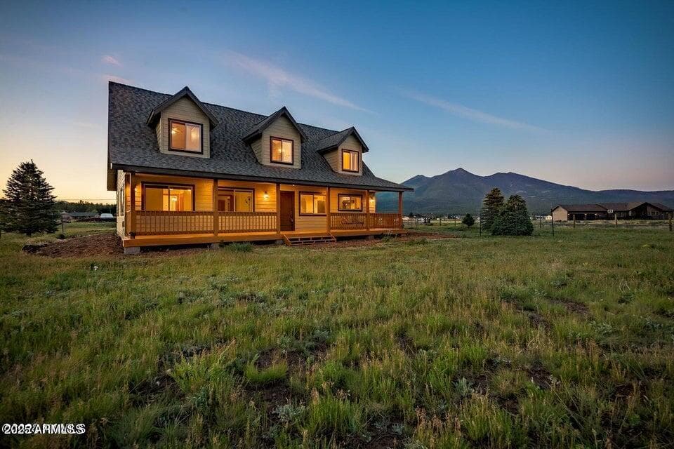 6555 N CHAMBERS Drive, Flagstaff, AZ 86001 — photo 1 of 60