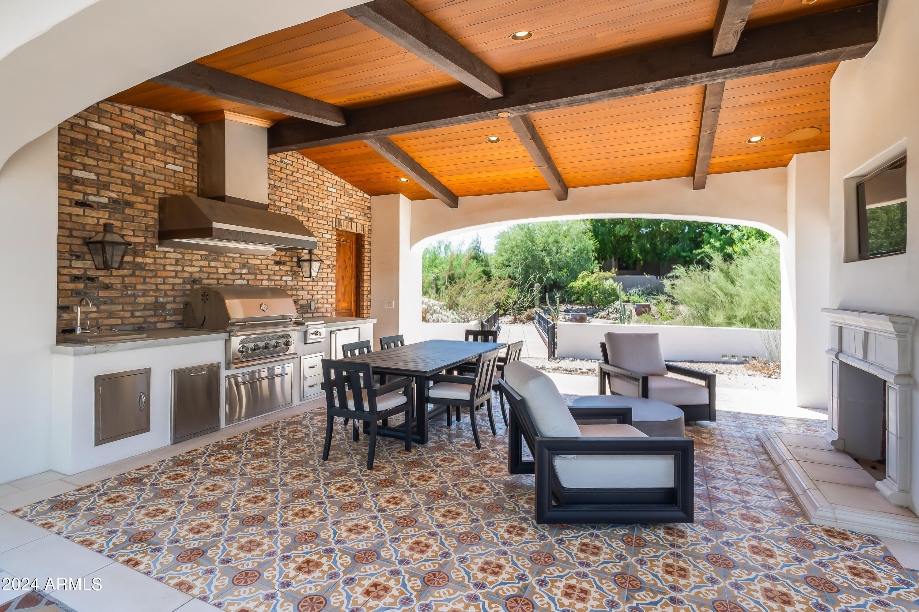 6742 N 48TH Street, Paradise Valley, AZ 85253 — photo 28 of 32
