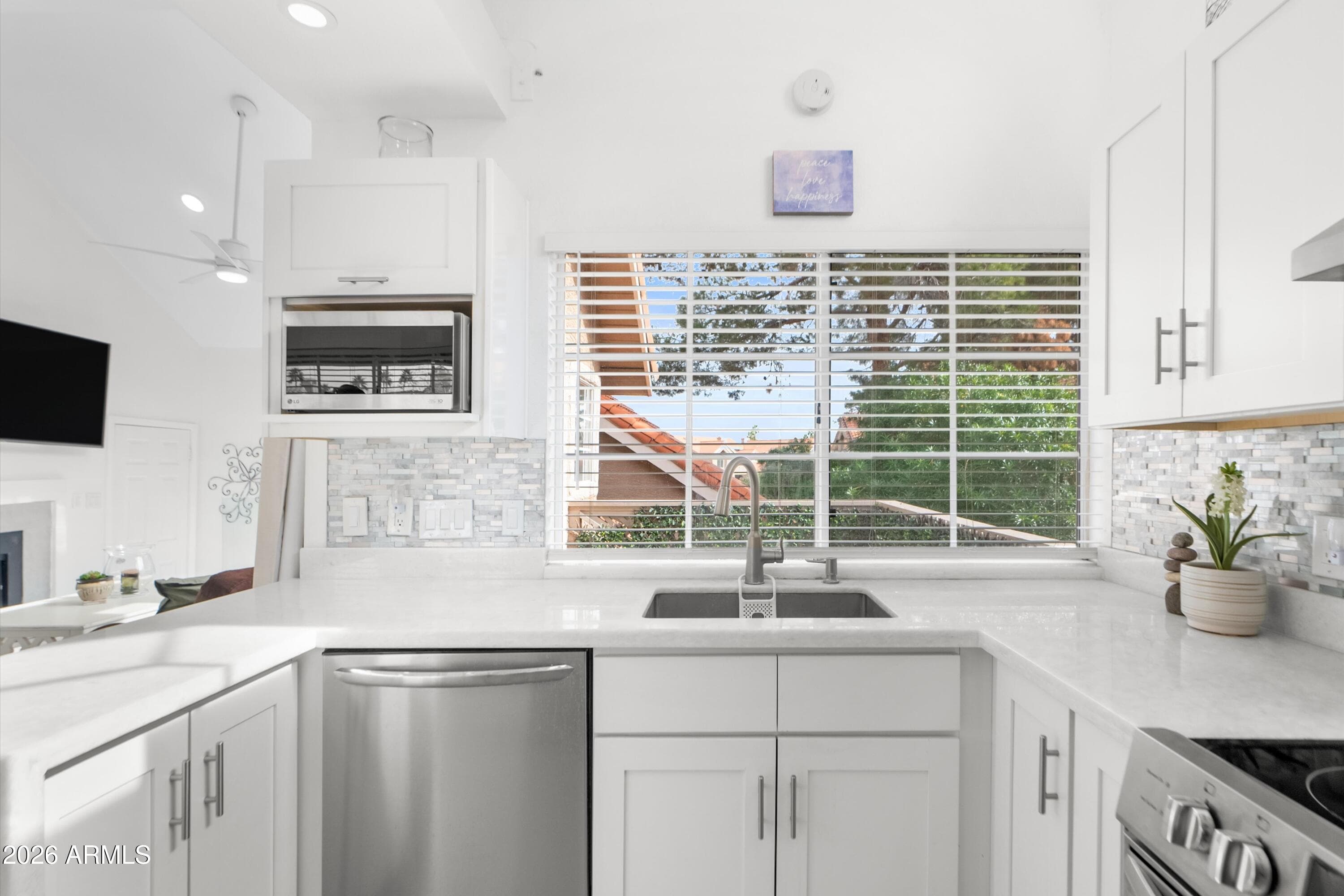 1633 E LAKESIDE Drive 45, Gilbert, AZ 85234 — photo 12 of 23