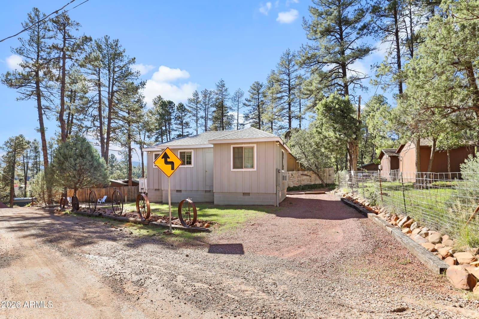 3690 N Cemetery Road, Pine, AZ 85544 — photo 4 of 39