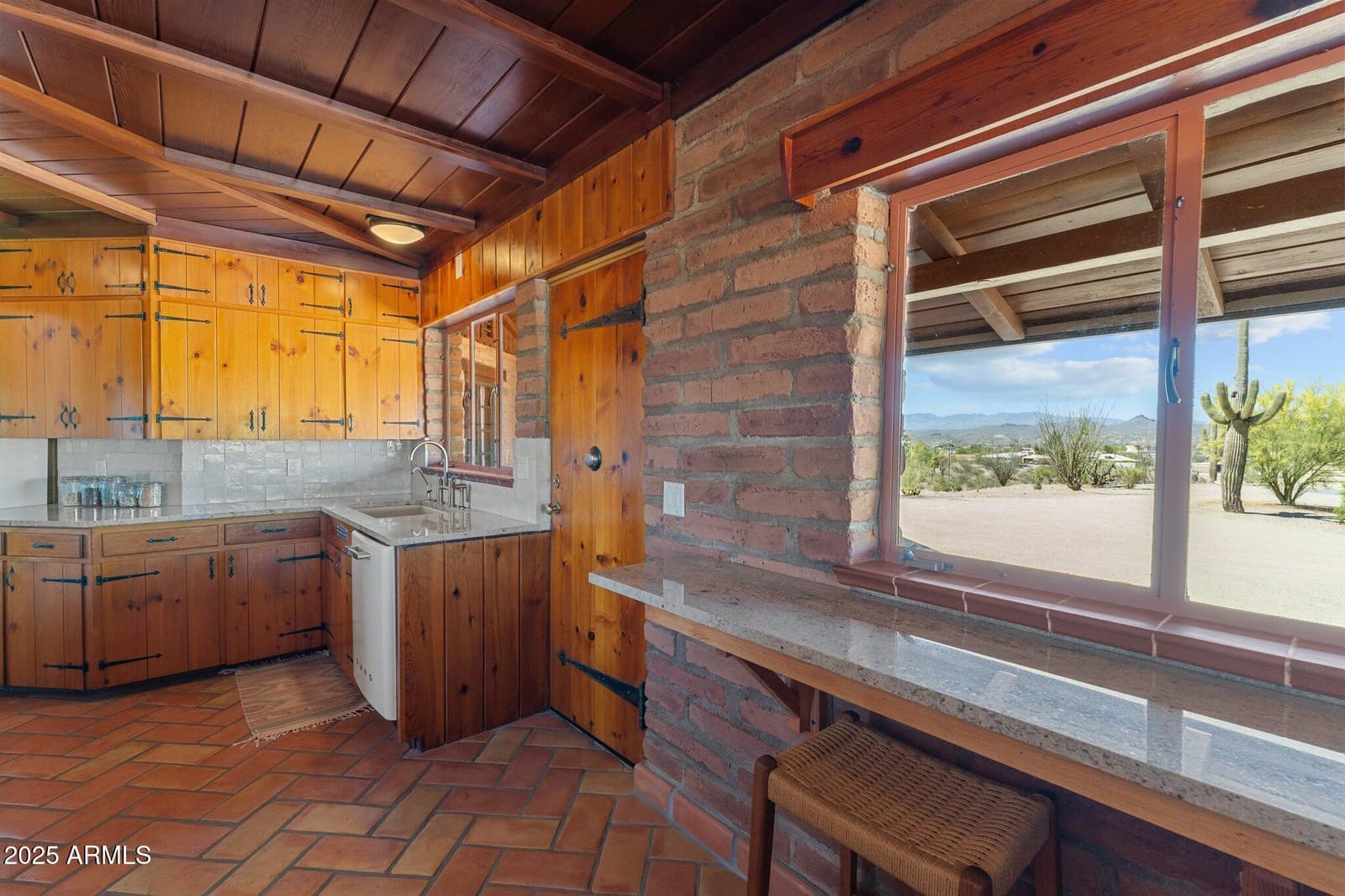 890 W PALO VERDE Drive, Wickenburg, AZ 85390 — photo 10 of 62